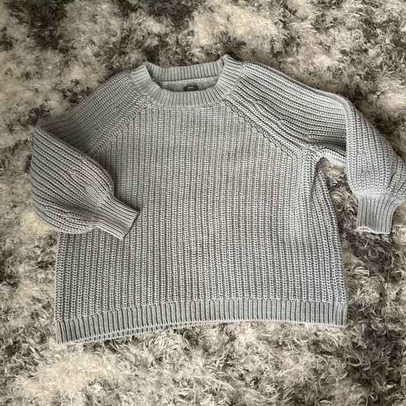 aerie Sweaters - Aerie Gray Chunky Knit Sweater Size Small